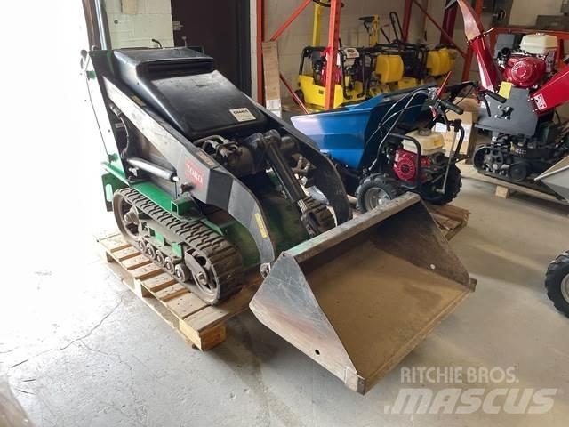 Toro TX525 Skid steer loaders