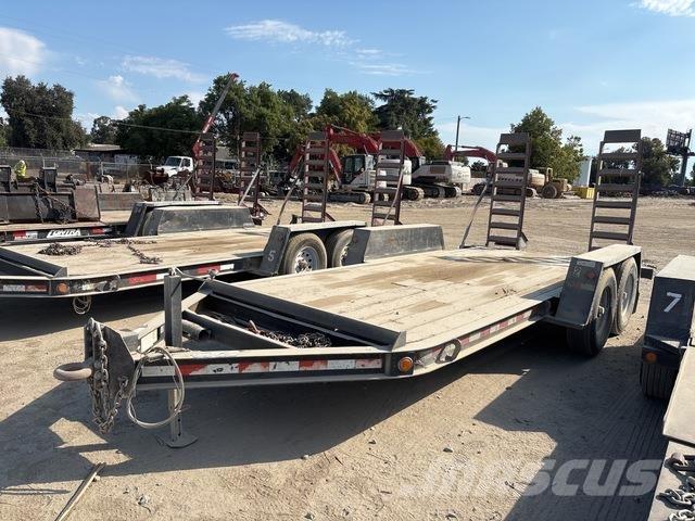 TOWMASTER C10 Vehicle transport trailers