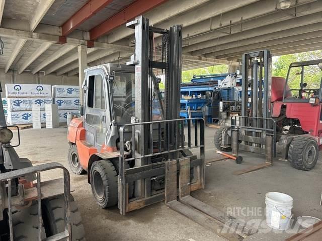 Toyota 7FGKU40 Construction - Others