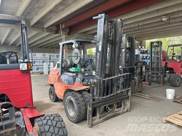 Toyota 7FGU45 Construction - Others