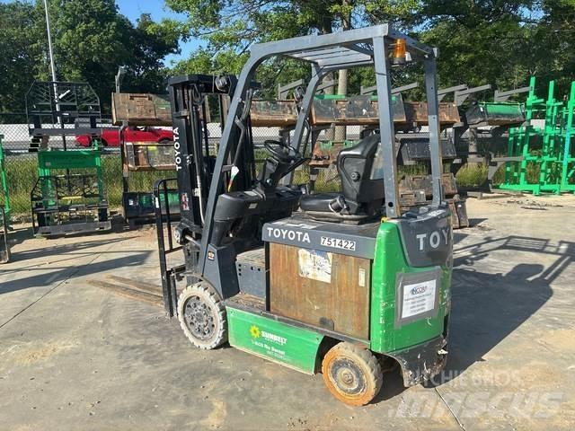 Toyota 8FBCU25 Electric forklift trucks