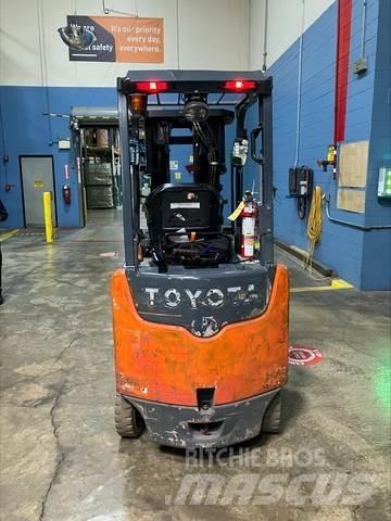 Toyota 8FBCU25 Electric forklift trucks