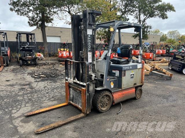 Toyota 8FBCU30 Electric forklift trucks
