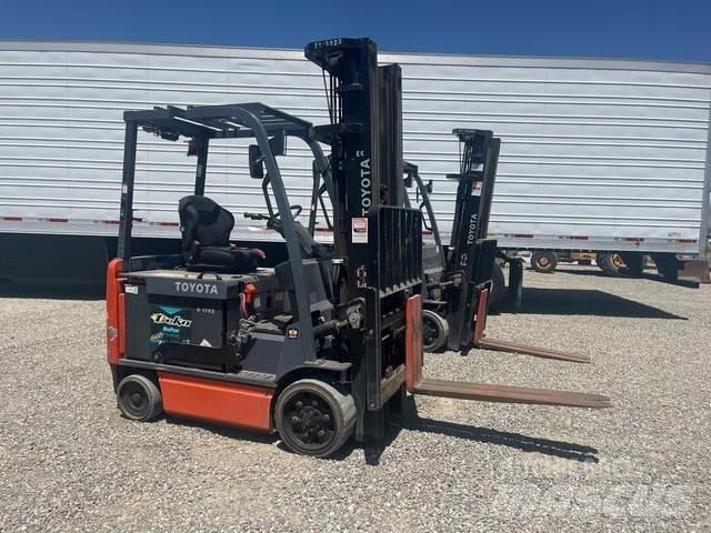Toyota 8FBCU32 Electric forklift trucks