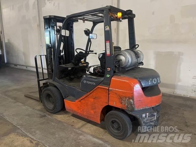 Toyota 8FGU25 Construction - Others