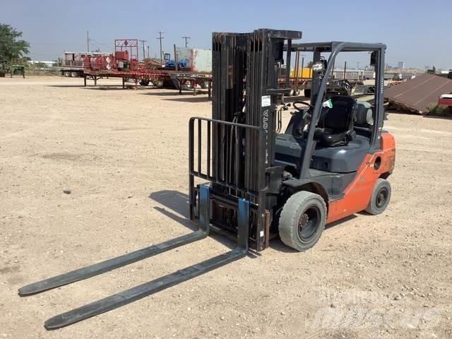 Toyota 8FGU25 Construction - Others