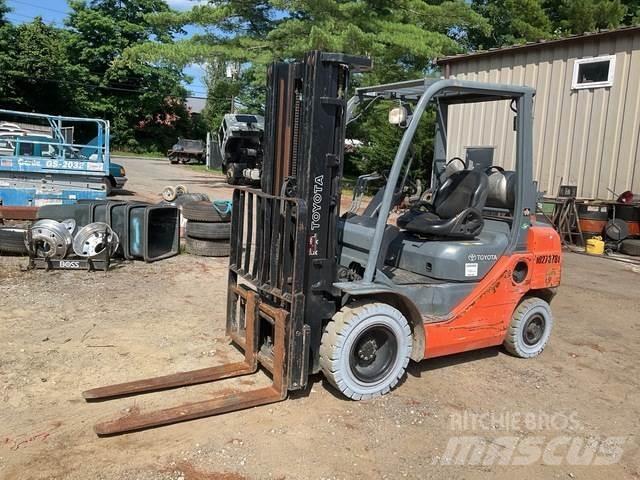 Toyota 8FGU25 Construction - Others