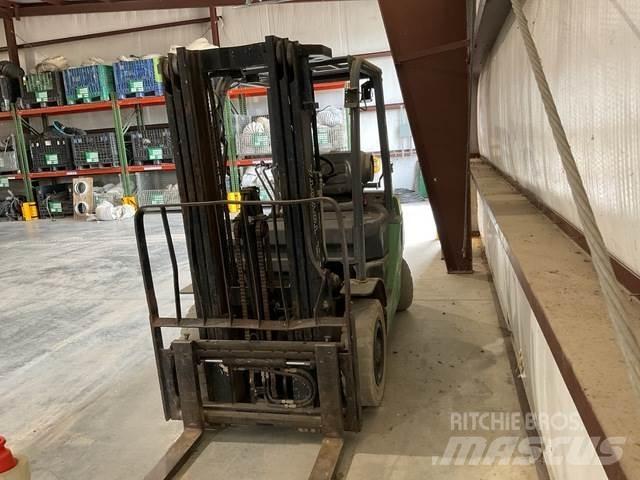 Toyota 8FGU25 Construction - Others