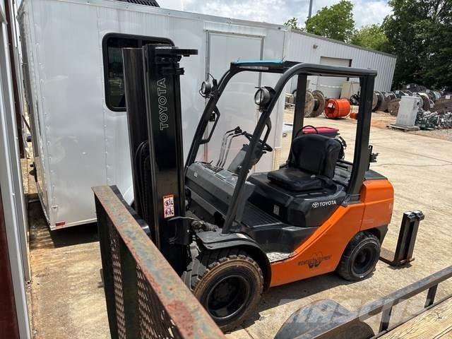 Toyota 8FGU30 Construction - Others