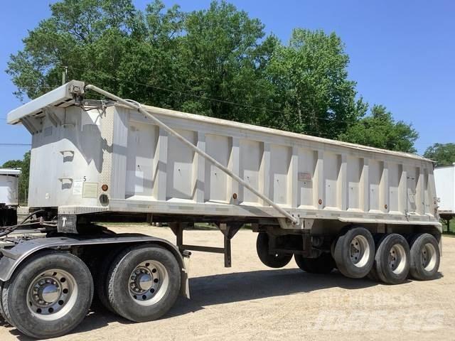 Travis S96 Tipper trailers