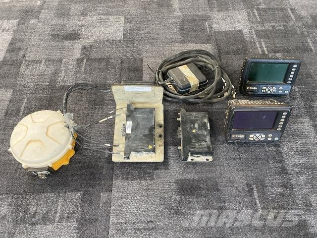 Trimble GCS900 Other components