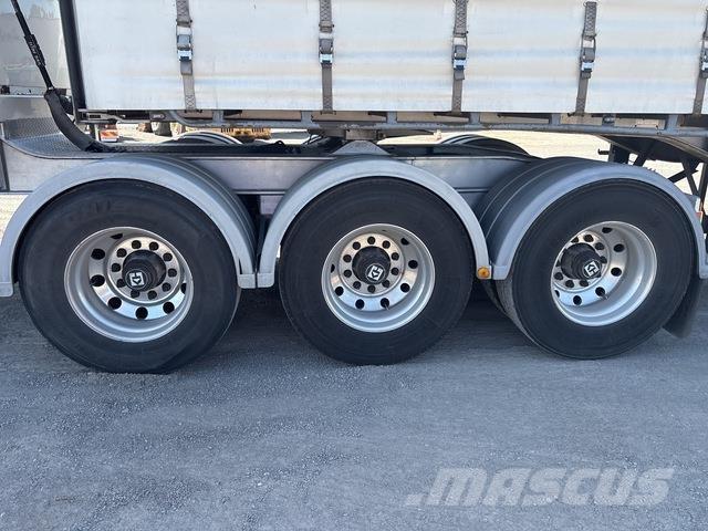 Vawdrey  Curtainsider trailers