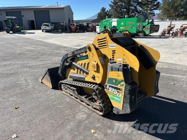 Vermeer S925TX Skid steer loaders