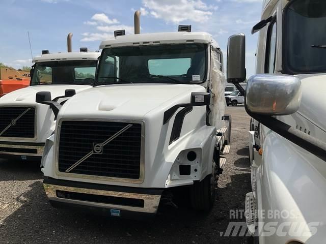 Volvo  Tractor Units