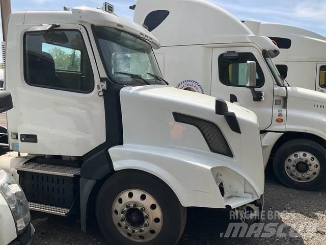 Volvo  Tractor Units