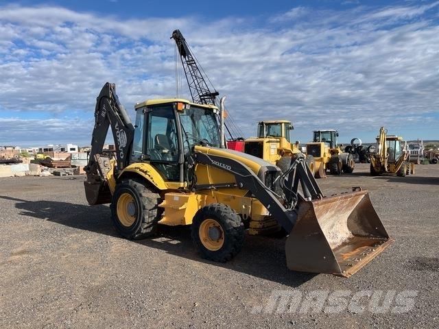 Volvo BL70 Backhoe loaders