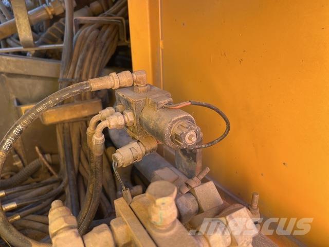 Volvo EC290BLC Crawler excavators