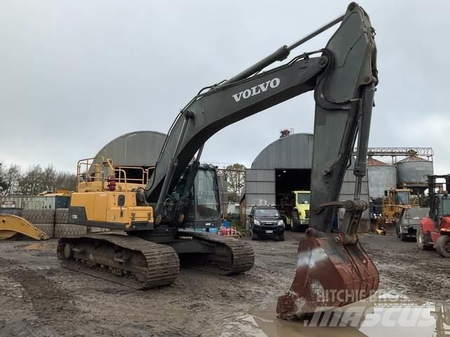 Volvo EC300DL Crawler excavators