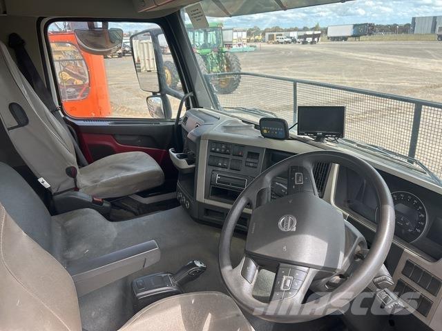Volvo FM11 Combi / vacuum trucks