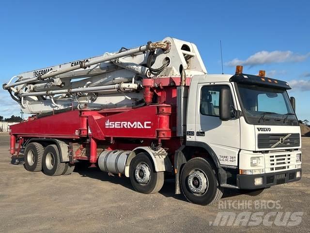 Volvo FM12 Concrete pump trucks
