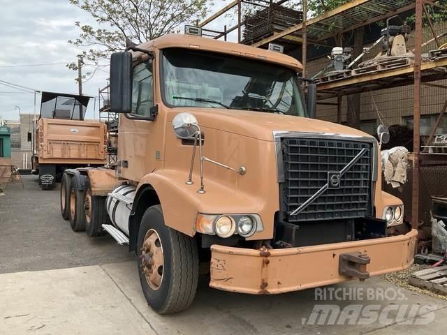 Volvo VHD Tractor Units