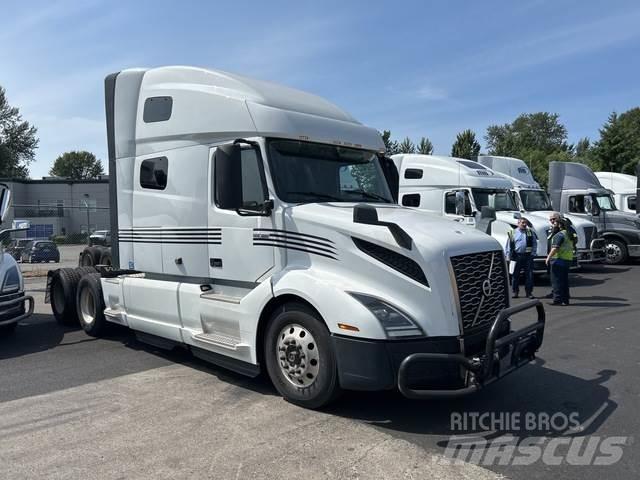 Volvo VNL Tractor Units