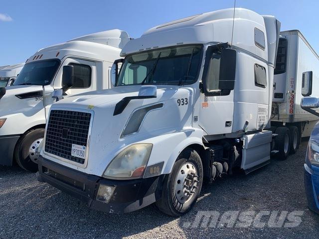 Volvo VNL Tractor Units