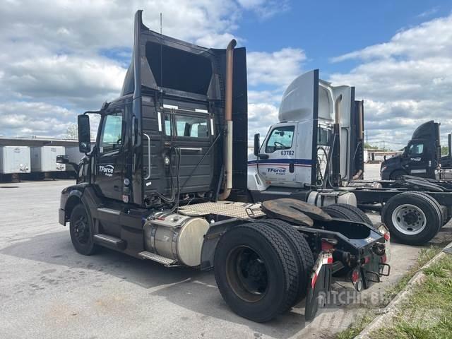 Volvo VNL Tractor Units