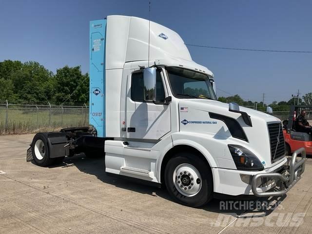 Volvo VNL Tractor Units