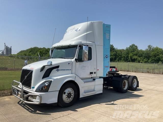 Volvo VNL Tractor Units
