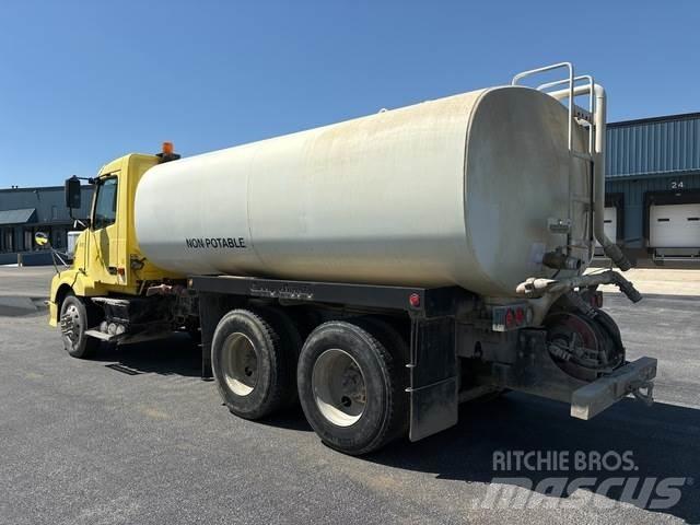 Volvo VNL Water tankers