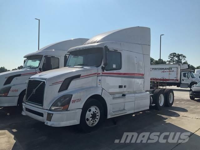Volvo VNL Tractor Units