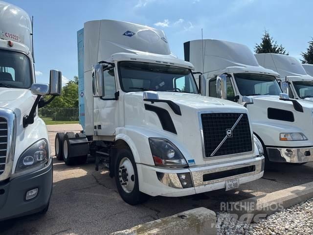 Volvo VNL Tractor Units
