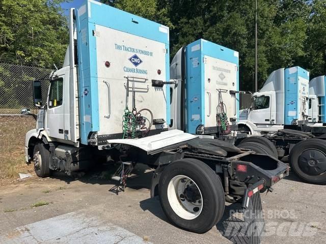 Volvo VNL Tractor Units