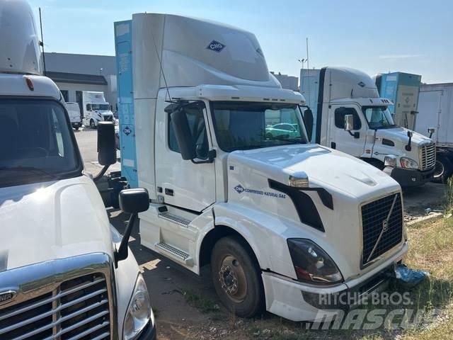 Volvo VNL Tractor Units