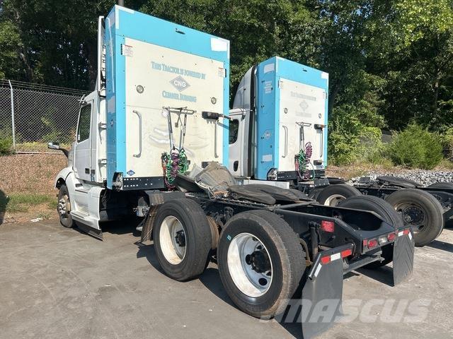 Volvo VNL Tractor Units
