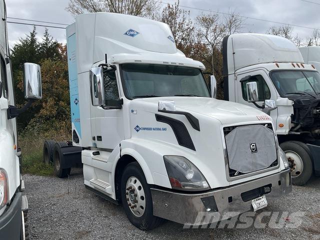 Volvo VNL Tractor Units