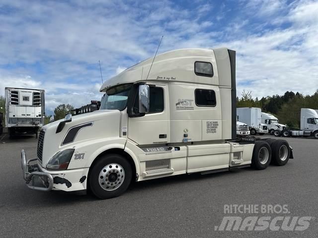 Volvo VNL 780 Tractor Units