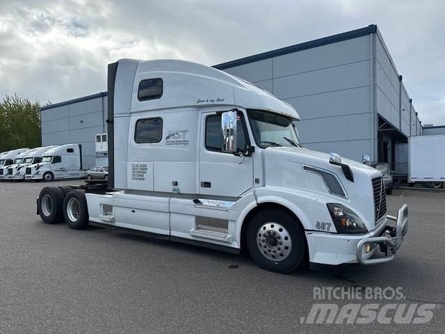 Volvo VNL 780 Tractor Units
