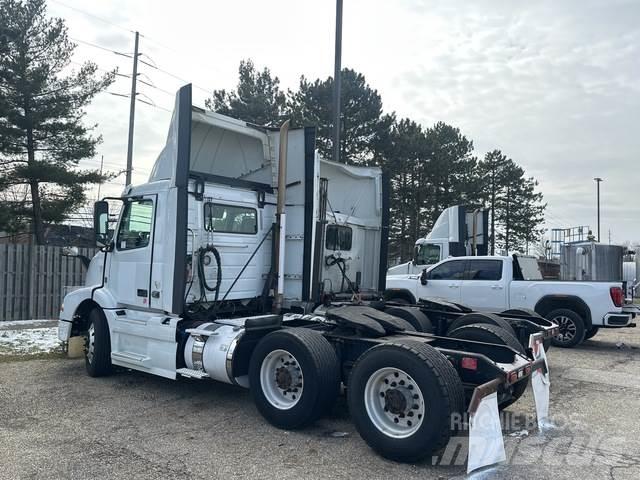 Volvo VNM Tractor Units