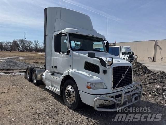 Volvo VNM Tractor Units