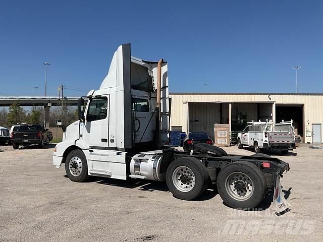 Volvo VNM Tractor Units