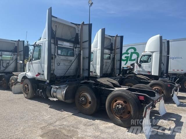 Volvo VNM Tractor Units