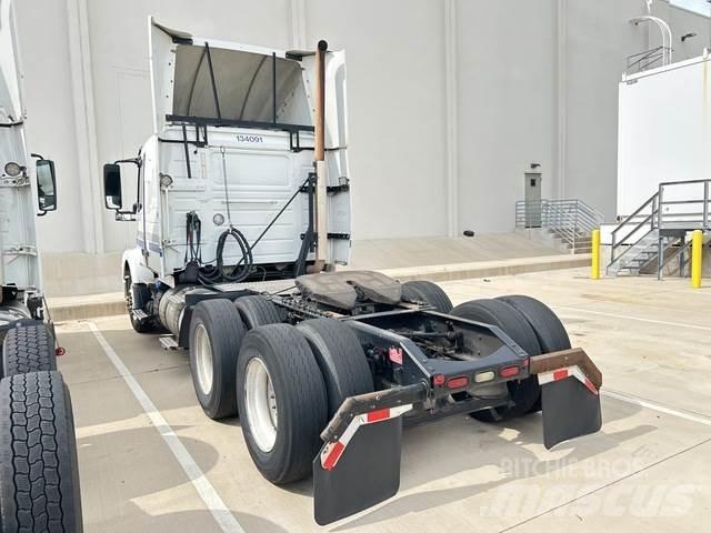 Volvo VNM Tractor Units