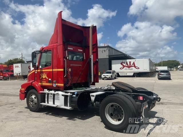 Volvo VNM Tractor Units