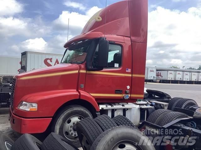 Volvo VNM Tractor Units