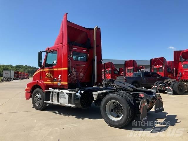 Volvo VNM Tractor Units