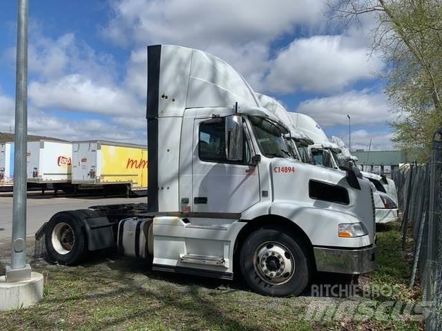 Volvo VNM Tractor Units