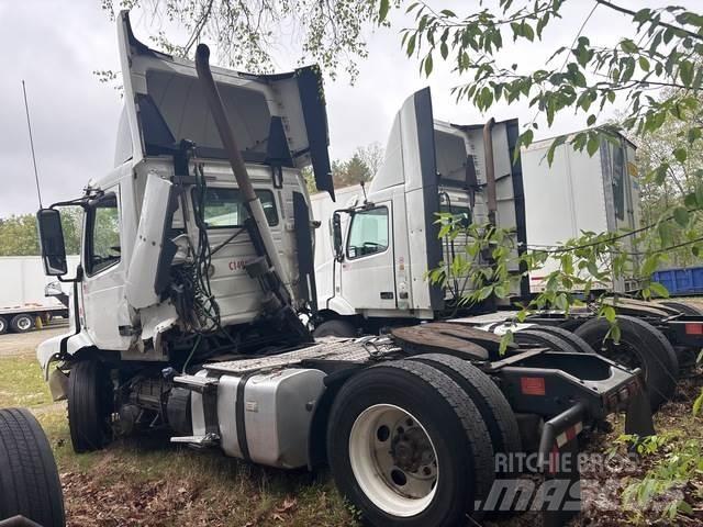 Volvo VNM Tractor Units