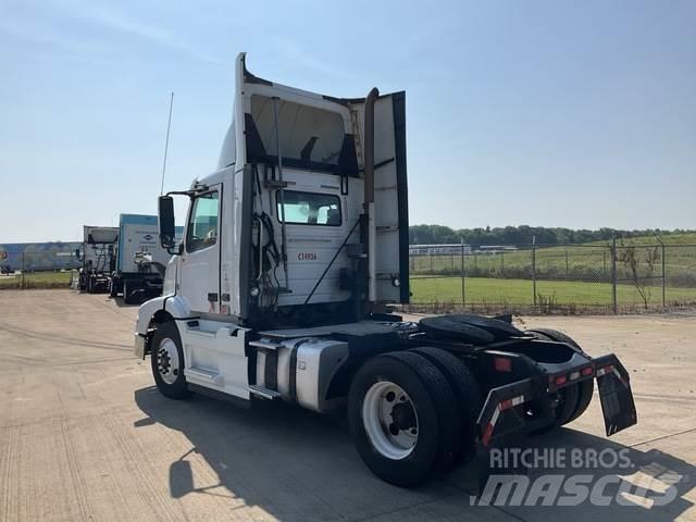 Volvo VNM Tractor Units
